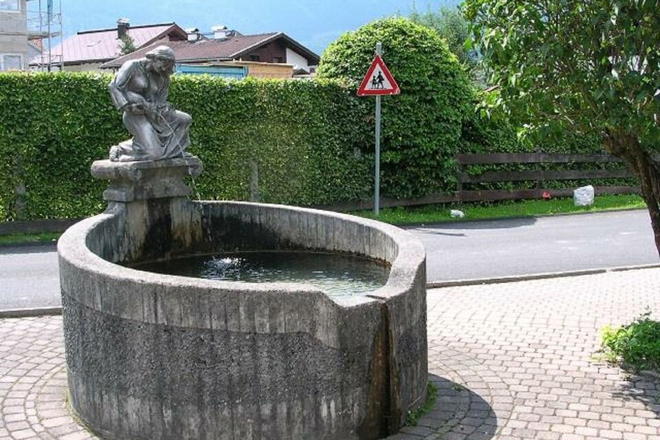 Römerbrunnen1